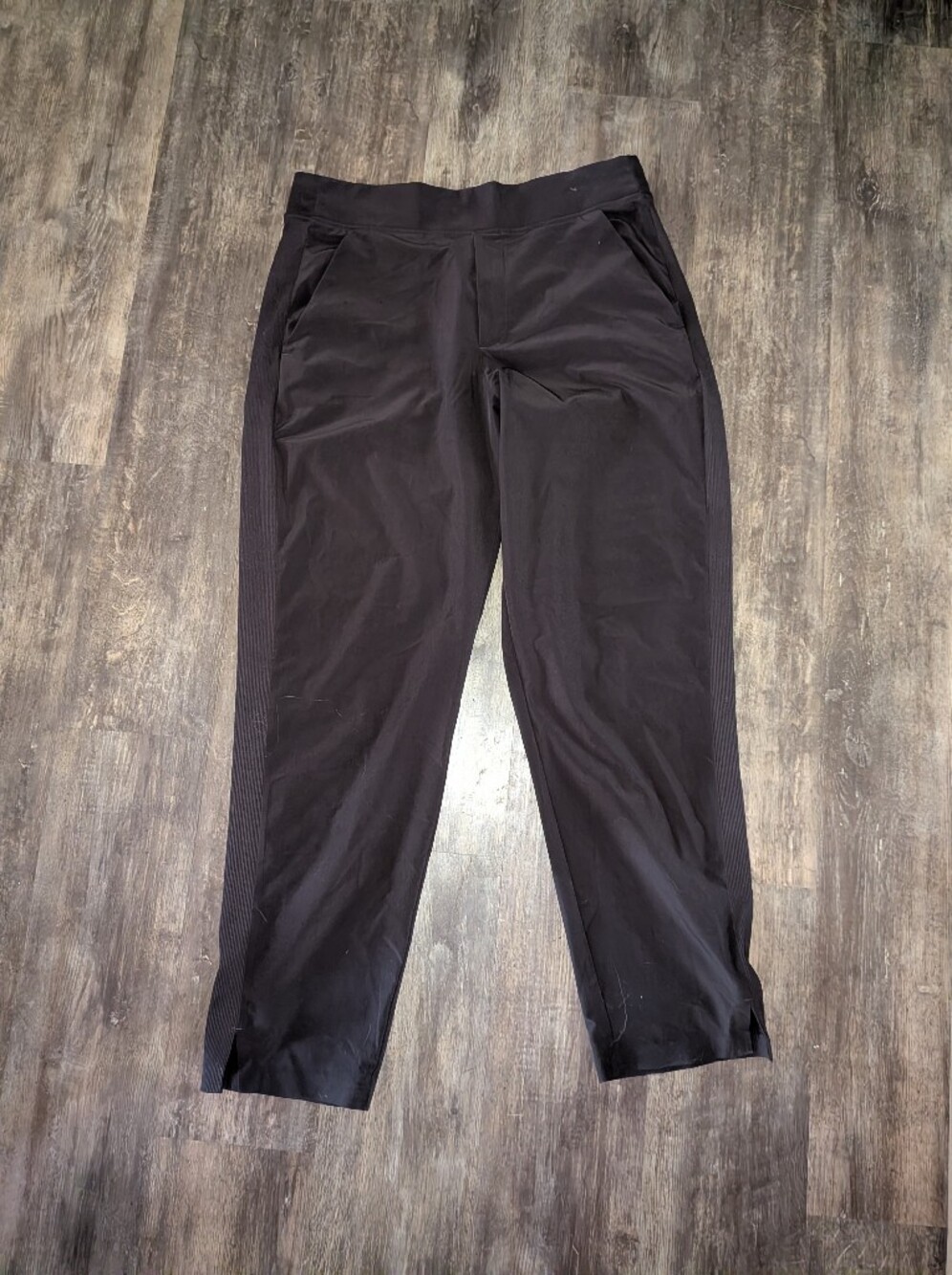 Women's Athleta Jogger-Style Performance Pants Size 6, Brown